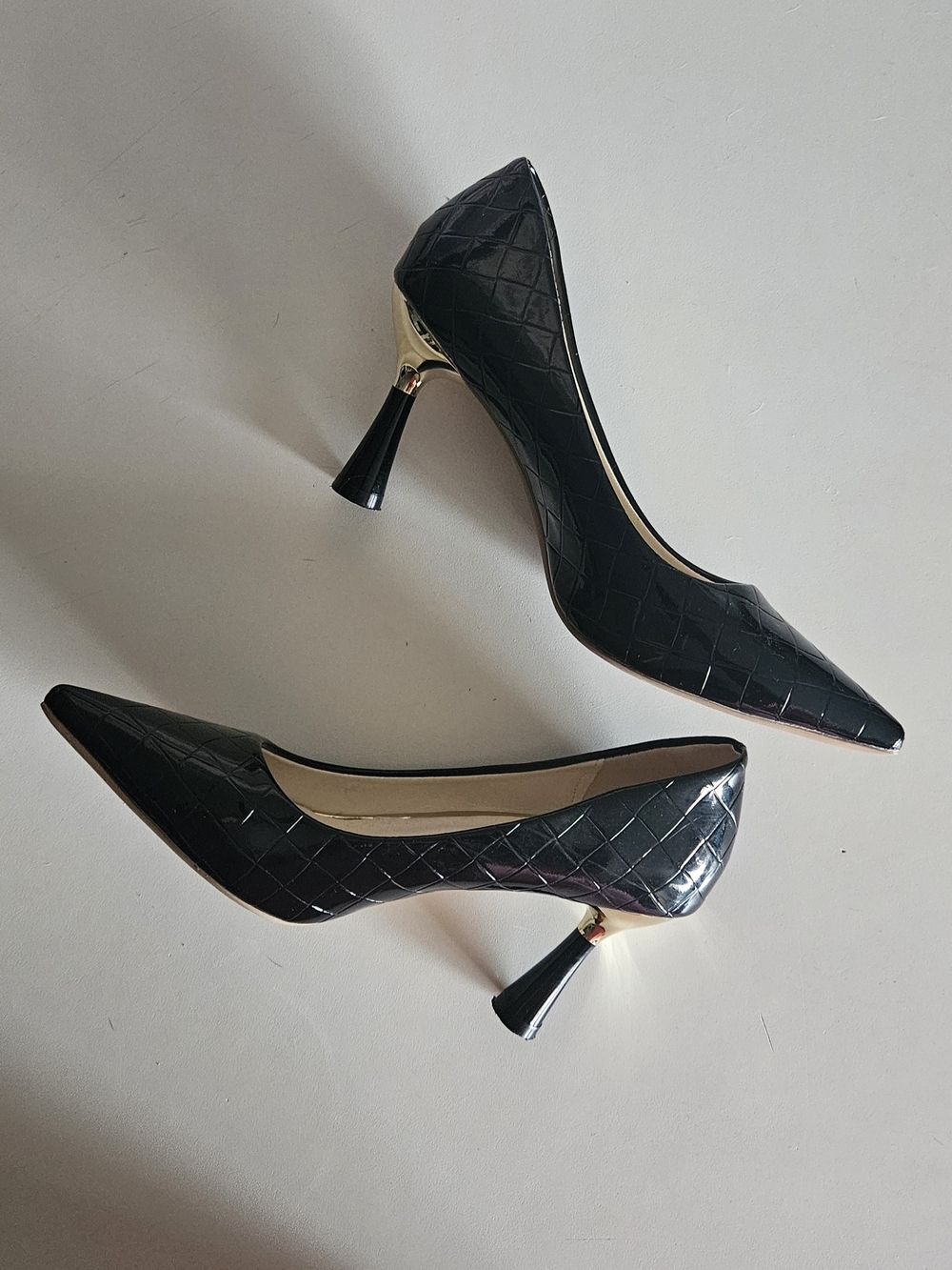 Liguannvxie Pedestal Heels